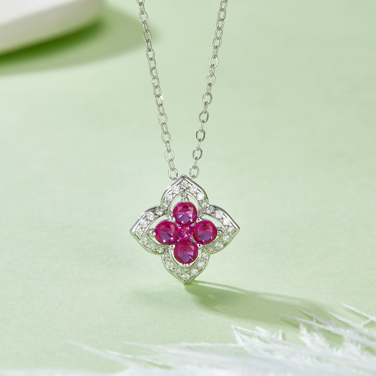 Four-leaf Clover Ruby-Silver 925 Necklace Plated in 18k Gold