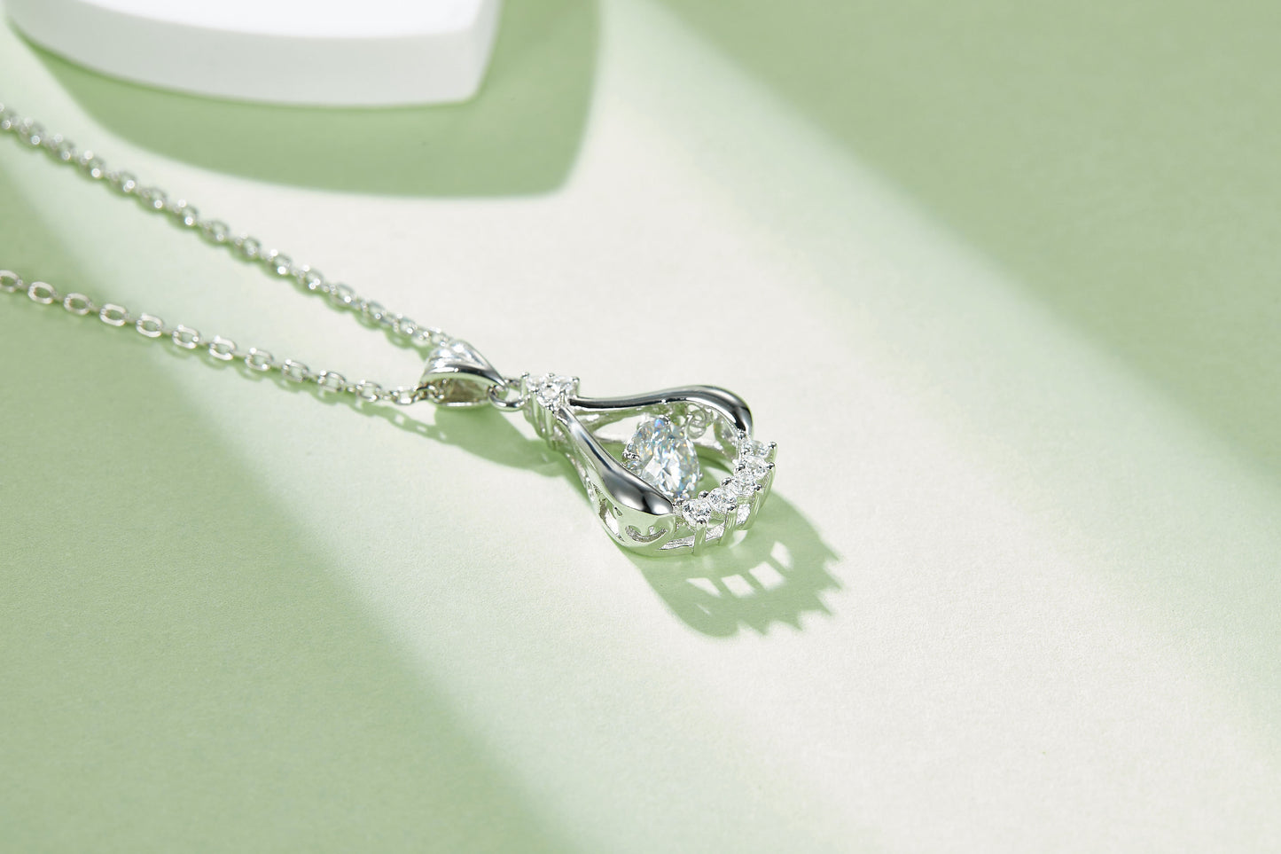 Tears of Happiness-Dancing Moissanite Silver 925 Pendant Plated in 18k Gold