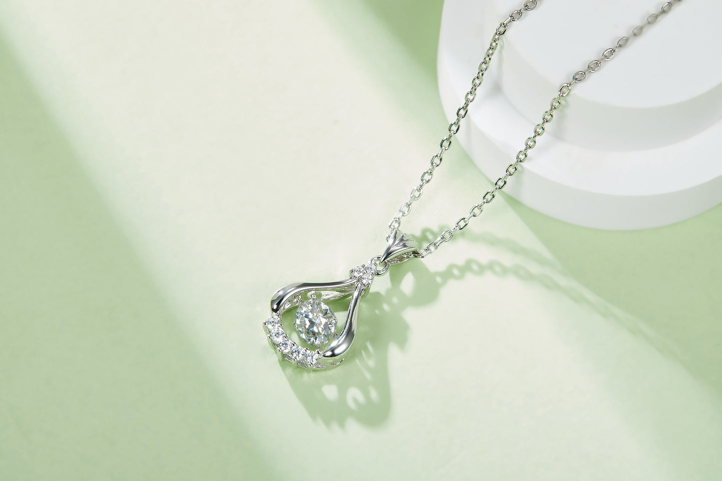 Tears of Happiness-Dancing Moissanite Silver 925 Pendant Plated in 18k Gold